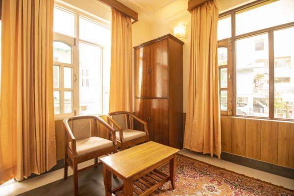 Wow Stayz2 Hotel The Lodge Dharamshala Esterno foto