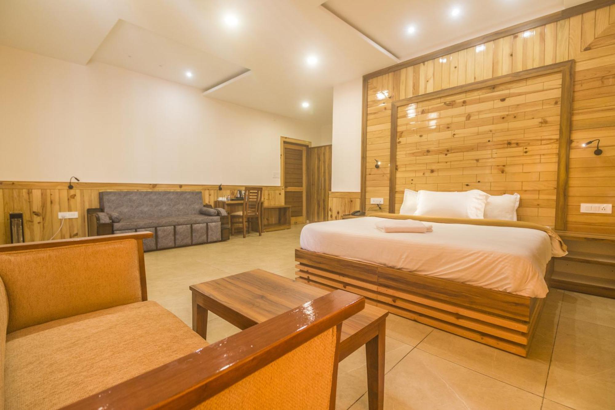 Wow Stayz2 Hotel The Lodge Dharamshala Esterno foto