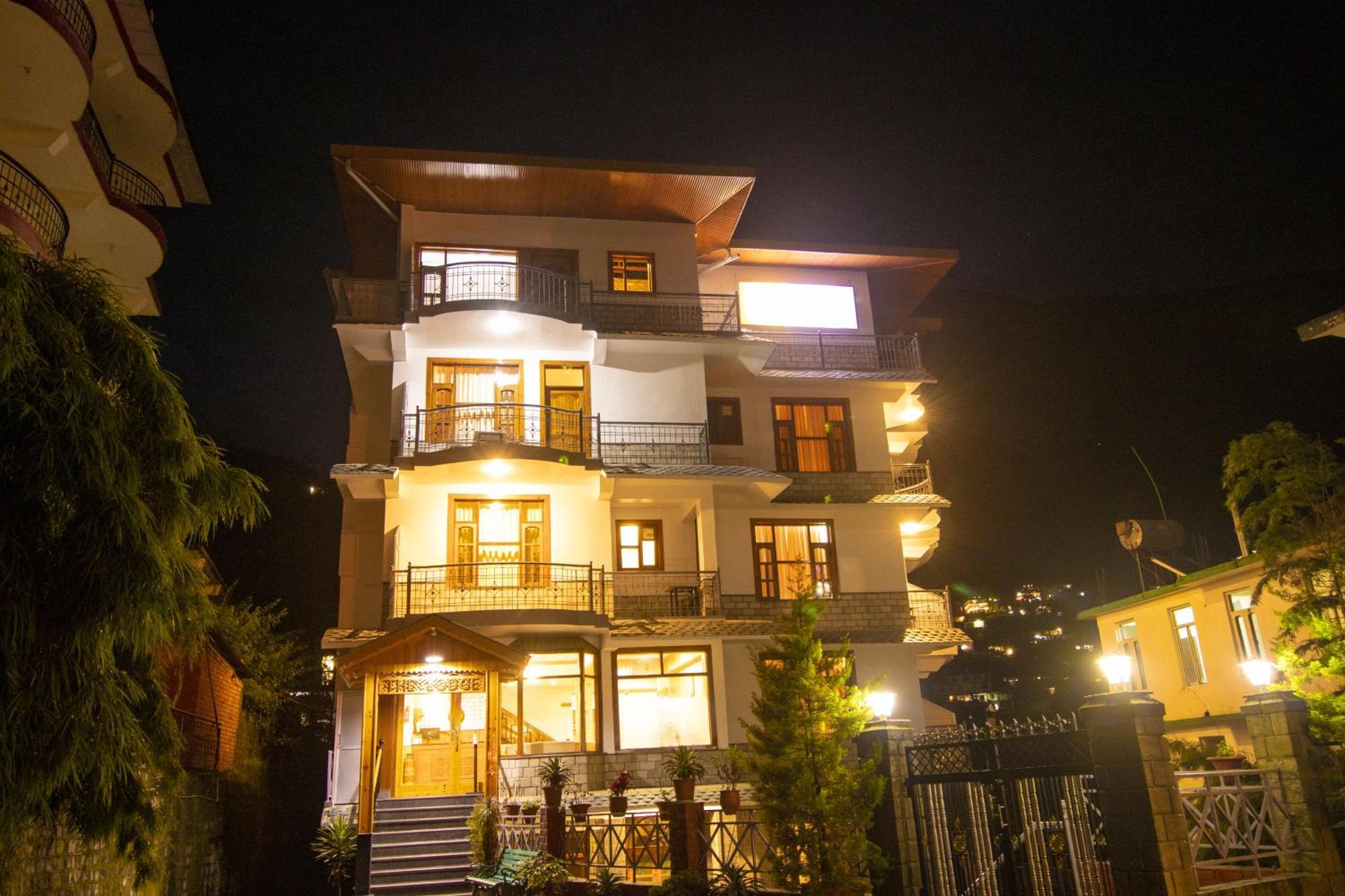 Wow Stayz2 Hotel The Lodge Dharamshala Esterno foto