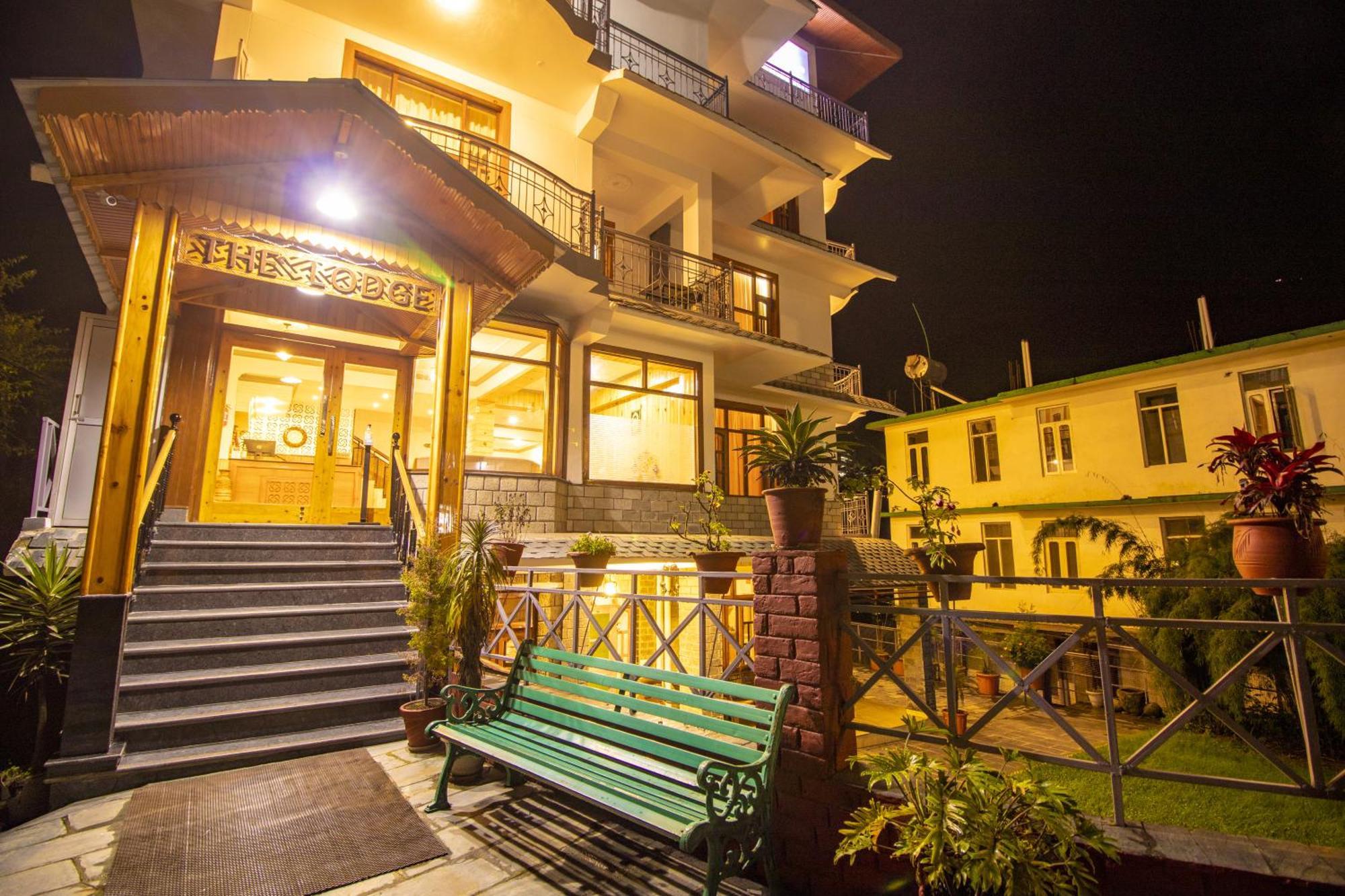 Wow Stayz2 Hotel The Lodge Dharamshala Esterno foto